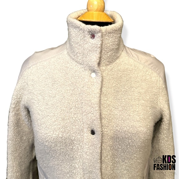 Lululemon Women’s Fleece Button Front Jacket 6 - Picture 6 of 13